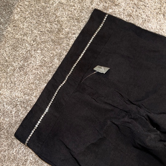 Cache Pants - Picture 2 of 5